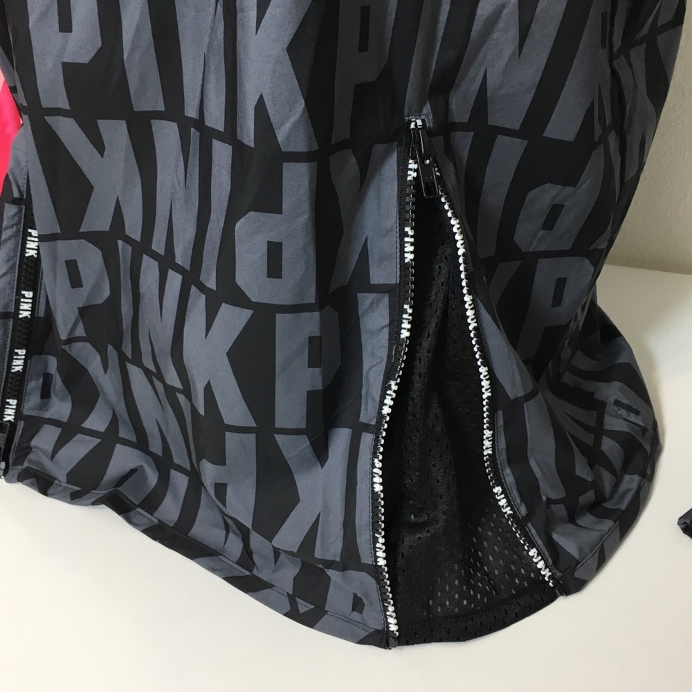 ⚠️2 LEFT⚠️NEW PINK VS LOGO HALF ZIP ANORAK HOODED - Picture 4 of 5